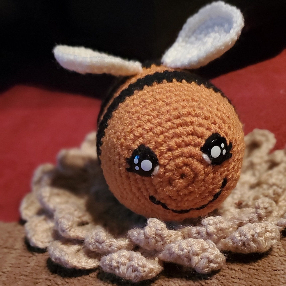 Handmade Bee